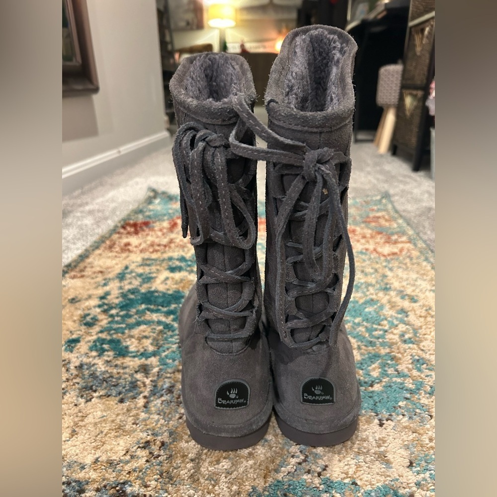 ✨BearPaw Suede Shearling Gray Boots - Picture 2 of 11